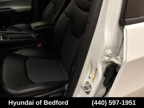 Used 2024 Jeep Compass Latitude AWD/4WD image 12