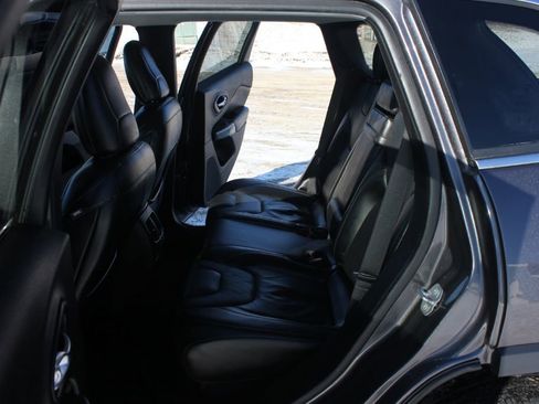 Used 2019 Jeep Cherokee Limited image 39