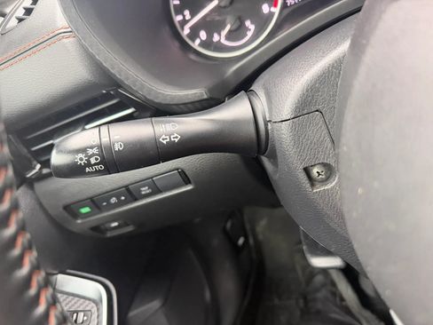 Used 2022 Nissan Sentra SR w/ Midnight Edition FWD image 18