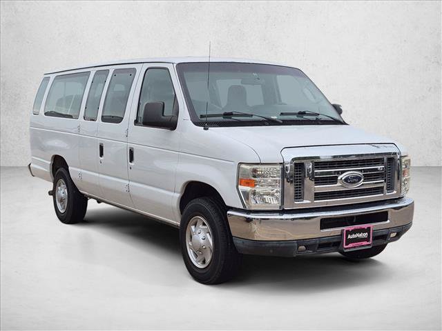 Used 2012 Ford E-350 and Econoline 350 XLT RWD image 3