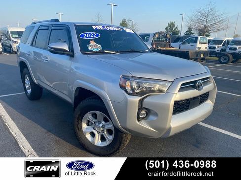 Used 2022 Toyota 4Runner SR5 Premium w/ Moonroof Package AWD/4WD image 1