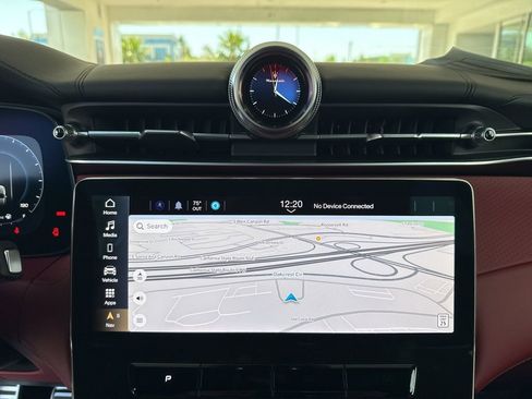 New 2026 Maserati Grecale Modena image 14