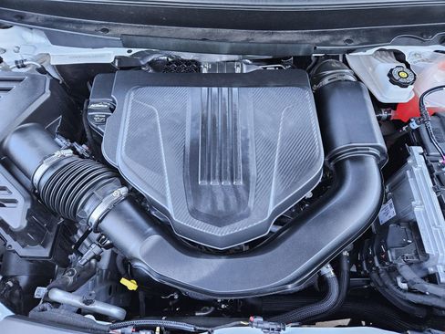 Certified 2025 GMC Acadia Elevation image 35