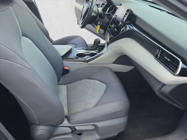 Used 2021 Toyota Camry LE FWD image 20