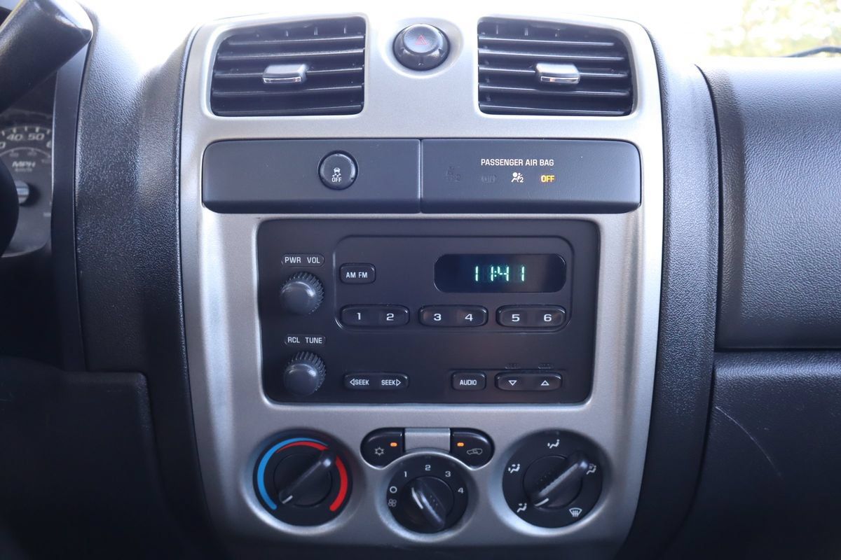 Used 2012 Chevrolet Colorado LT RWD image 32