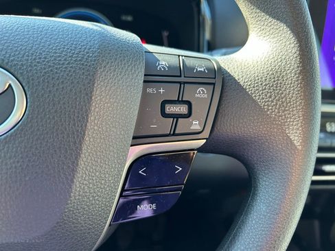 Certified 2025 Toyota Camry LE image 18