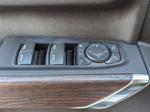 Used 2023 GMC Sierra 3500 Denali w/ Denali Ultimate Package image 20