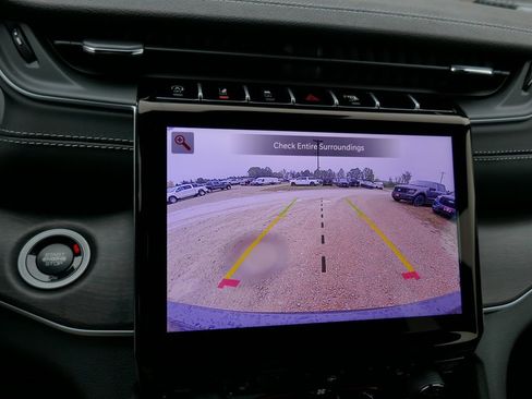 New 2025 Jeep Grand Cherokee L Limited image 23