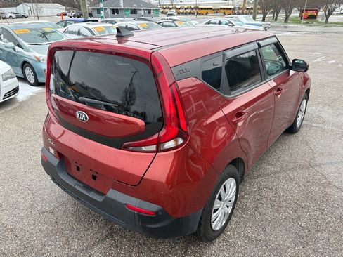 Used 2020 Kia Soul LX image 4