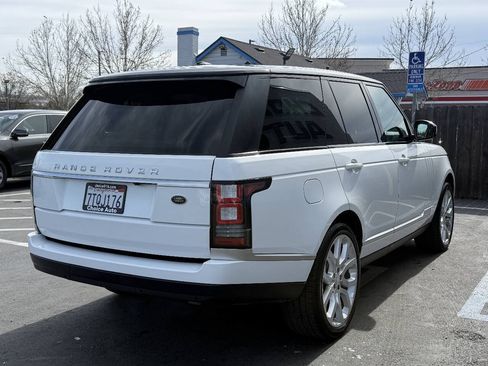 Used 2015 Land Rover Range Rover Supercharged AWD/4WD image 6