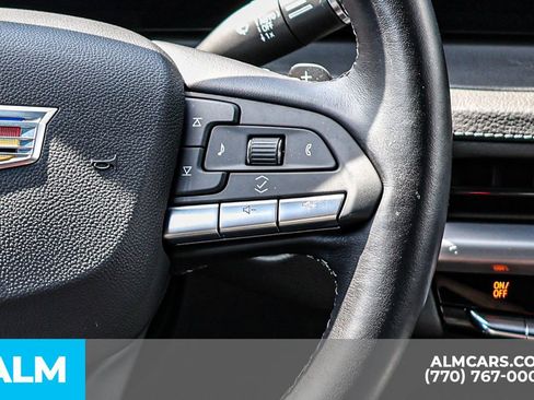 Used 2025 Cadillac XT4 Premium Luxury FWD image 36