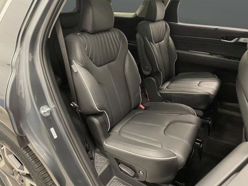 Used 2024 Hyundai Palisade Limited image 34