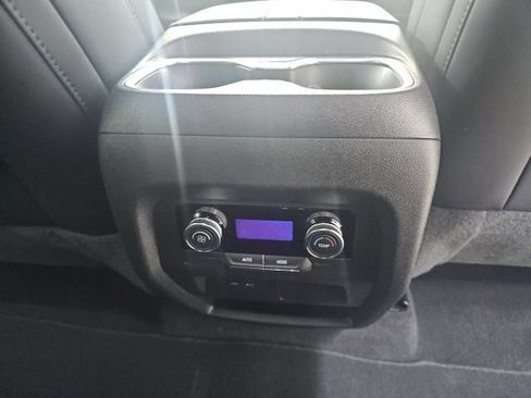 Used 2026 Buick Enclave Preferred FWD image 19