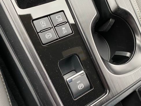 New 2026 Subaru Outback Limited XT AWD/4WD image 17