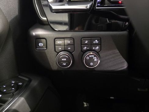 New 2025 Chevrolet Silverado 1500 LT w/ Z71 Off-Road Package image 17