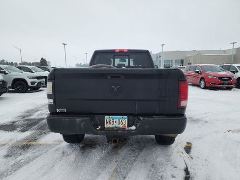 Used 2015 RAM 2500 Laramie w/ Black Appearance Group image 3