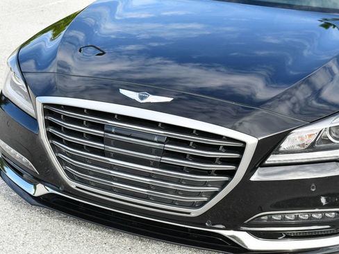 Used 2018 Genesis G80 3.8 w/ Option Group 02 RWD image 39
