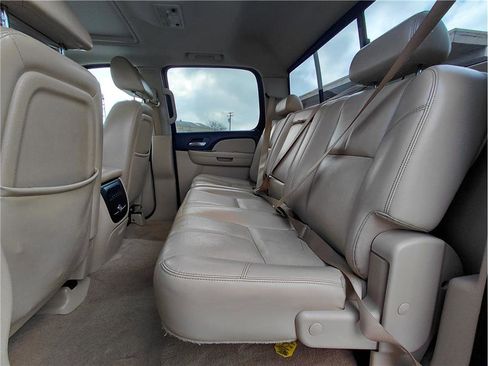 Used 2007 Chevrolet Silverado 2500 LTZ w/ EZ-Lift Tailgate Package image 9