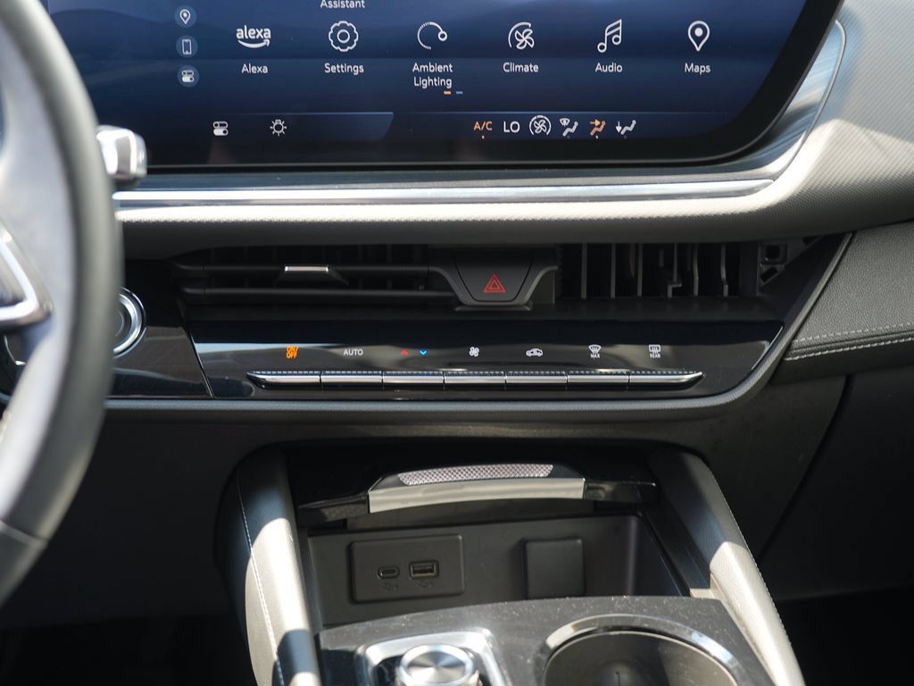 Certified 2024 Buick Envision Preferred AWD/4WD image 23