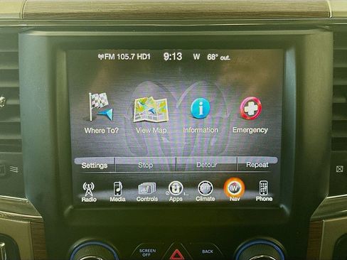 Used 2014 RAM 1500 Laramie image 16