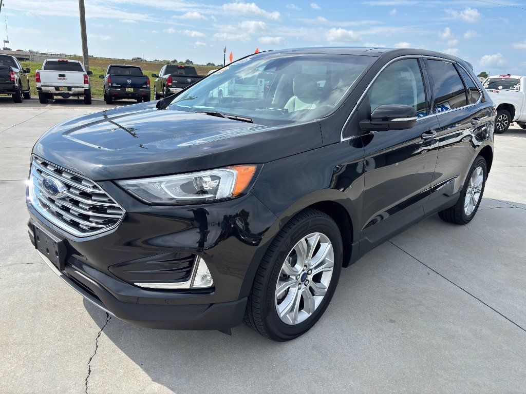 Used 2021 Ford Edge Titanium w/ Class II Trailer Tow Package AWD/4WD image 8