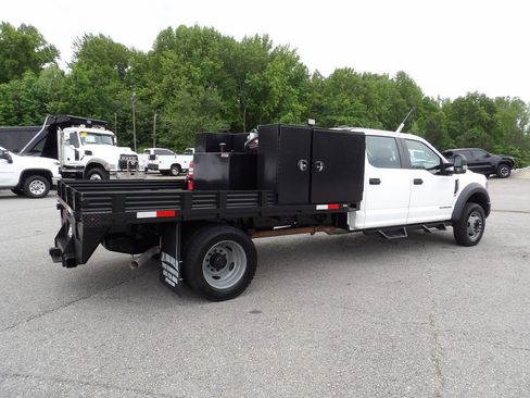 Used 2022 Ford F550 4x4 Crew Cab Super Duty w/ Power Equipment Group image 8
