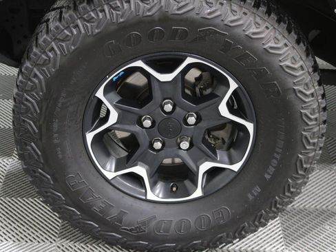 Used 2022 Jeep Wrangler Unlimited Rubicon 4xe w/ Cold Weather Group AWD/4WD image 31