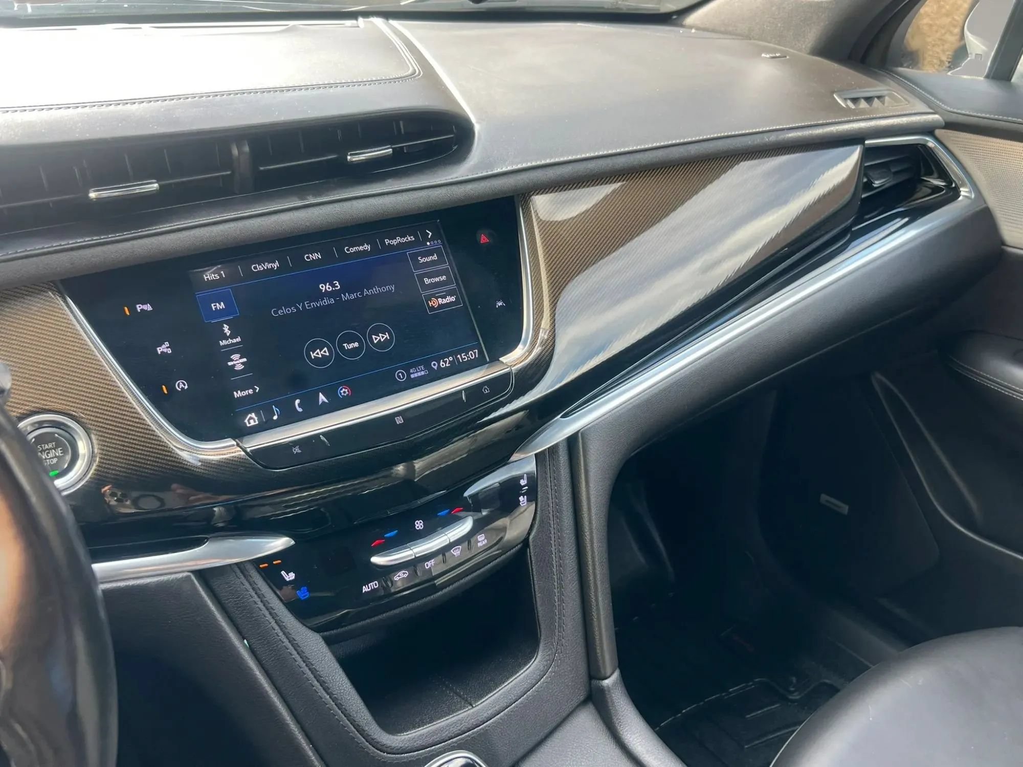 Used 2020 Cadillac XT6 Premium Luxury w/ Platinum Package AWD/4WD image 24