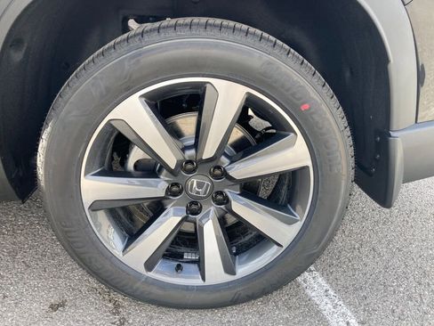 New 2025 Honda Pilot Elite image 10