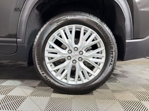 Used 2026 GMC Acadia Elevation w/ Elevation Premium Package image 10