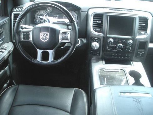 Used 2017 RAM 1500 Limited AWD/4WD image 9