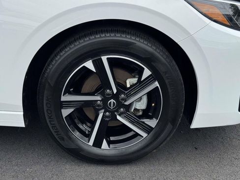Used 2025 Nissan Sentra SV FWD image 26