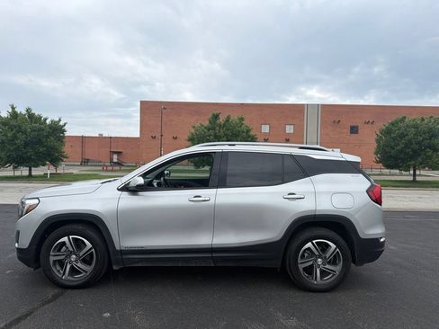 Used 2019 GMC Terrain SLT w/ Preferred Package AWD/4WD image 8