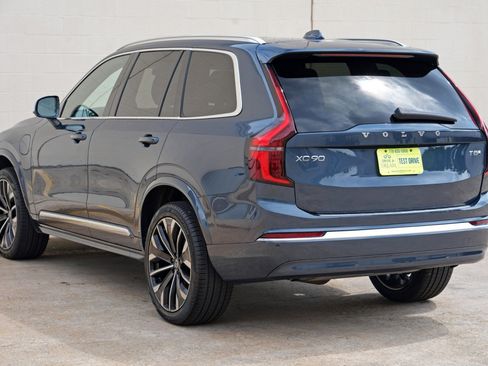 Used 2025 Volvo XC90 T8 Plus w/ Protection Package Premier AWD/4WD image 56