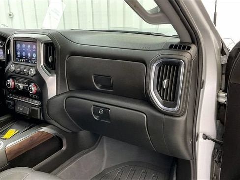Certified 2023 GMC Sierra 3500 SLT w/ SLT Premium Package AWD/4WD image 17