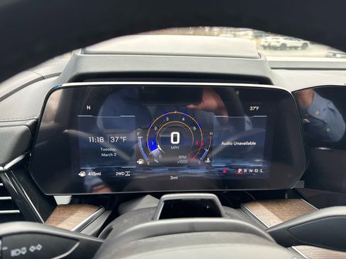 New 2026 Chevrolet Suburban High Country image 27