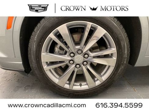 Certified 2023 Cadillac XT6 Premium Luxury AWD/4WD image 30