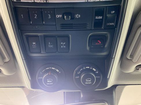 Used 2024 Toyota 4Runner TRD Off-Road Premium w/ Moonroof Package AWD/4WD image 9