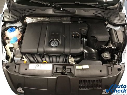 Used 2012 Volkswagen Beetle 2.5 FWD image 30