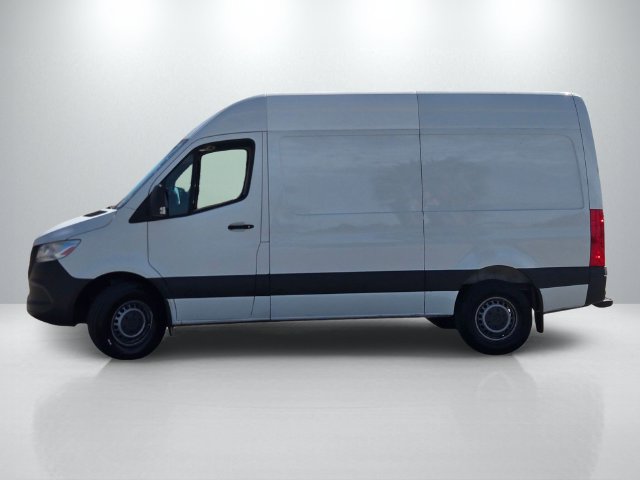 Used 2021 Mercedes-Benz Sprinter 2500 image 7