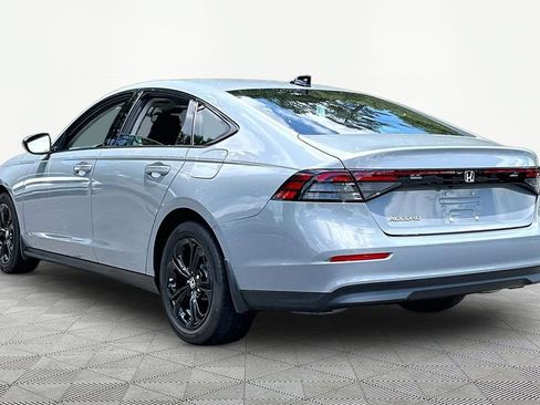 Used 2025 Honda Accord SE image 5