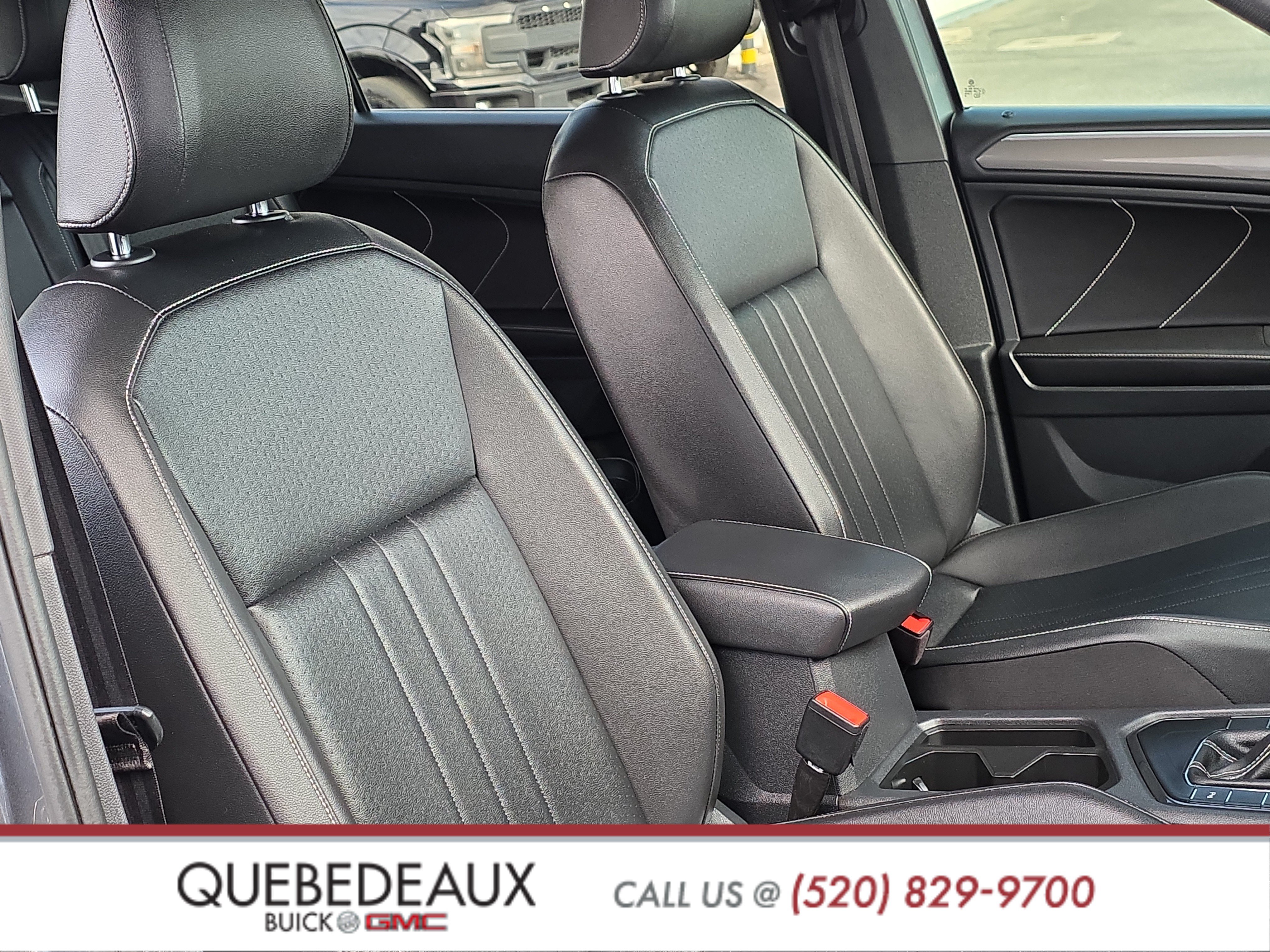 Used 2022 Volkswagen Tiguan SE R-Line FWD image 32