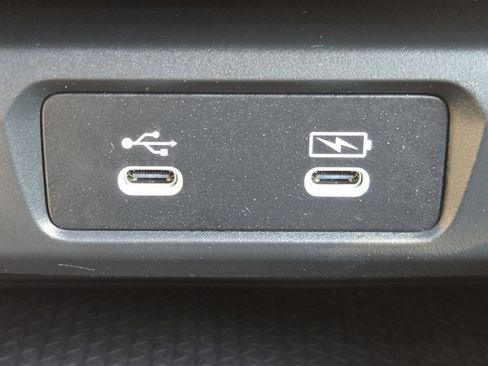 Certified 2025 Honda Accord SE image 6