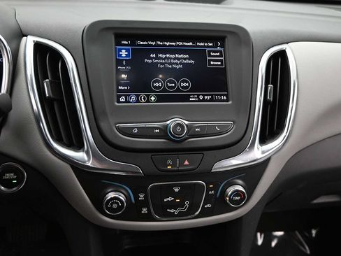 Used 2023 Chevrolet Equinox LS w/ LS Convenience Package FWD image 19