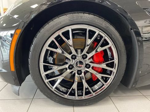 Certified 2014 Chevrolet Corvette Stingray Convertible w/ 3LT Preferred Equipment Group RWD image 18