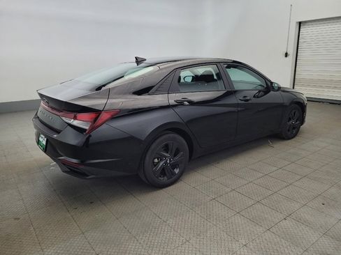 Used 2023 Hyundai Elantra SEL image 10