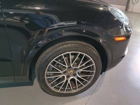 Used 2019 Porsche Cayenne AWD/4WD image 52
