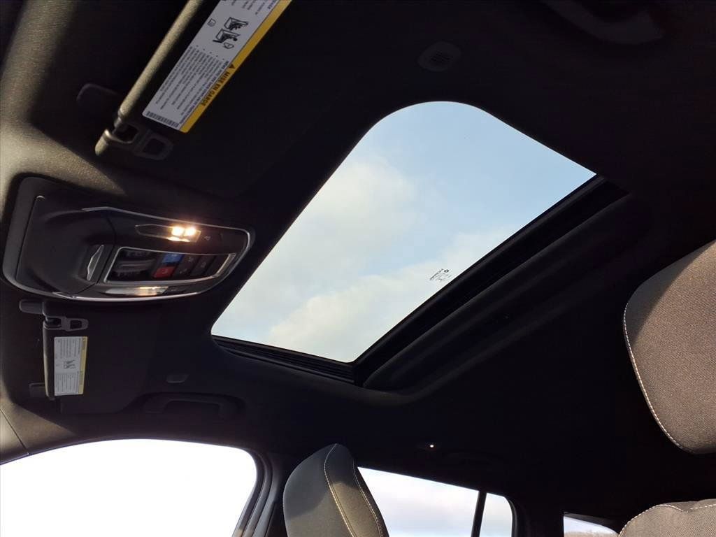 New 2025 Jeep Grand Cherokee Laredo X w/ Luxury Tech Group I AWD/4WD image 7