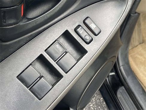 Used 2011 Toyota RAV4 4WD w/ Base L4 Extra Value Pkg image 14