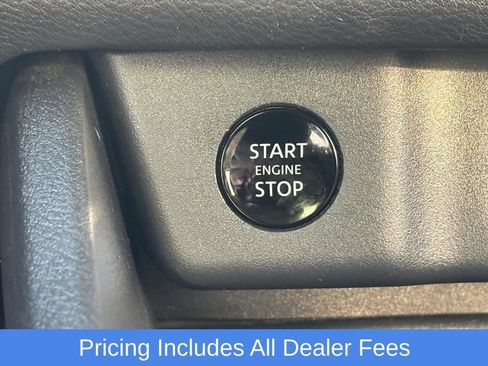 Used 2025 Nissan Rogue SV AWD/4WD image 14